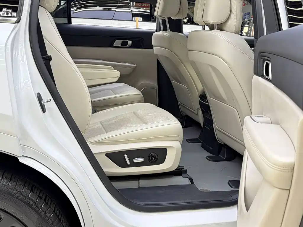 Li Auto Li ONE — миниатюра 21