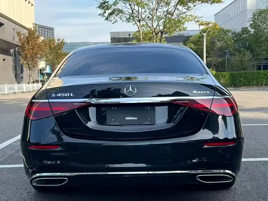Mercedes-Benz S-Class — миниатюра 10