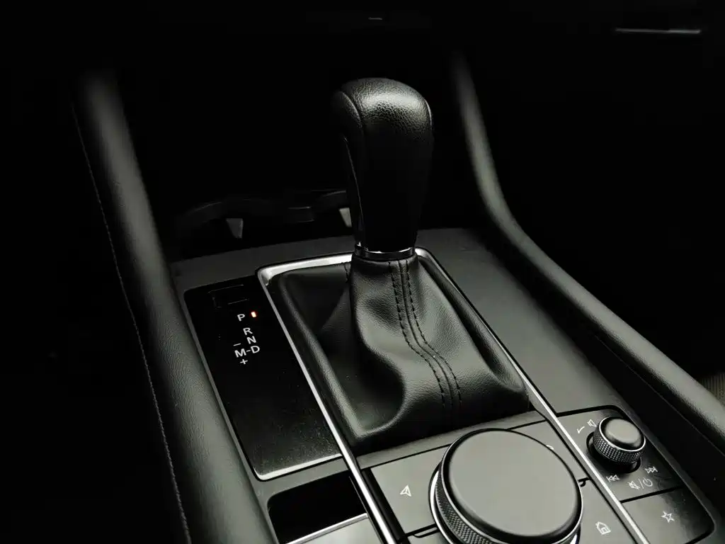 Mazda 3 Axela — миниатюра 13