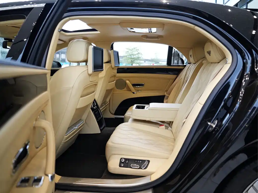 Bentley Flying Spur 2013 6.0T W12 Luxury