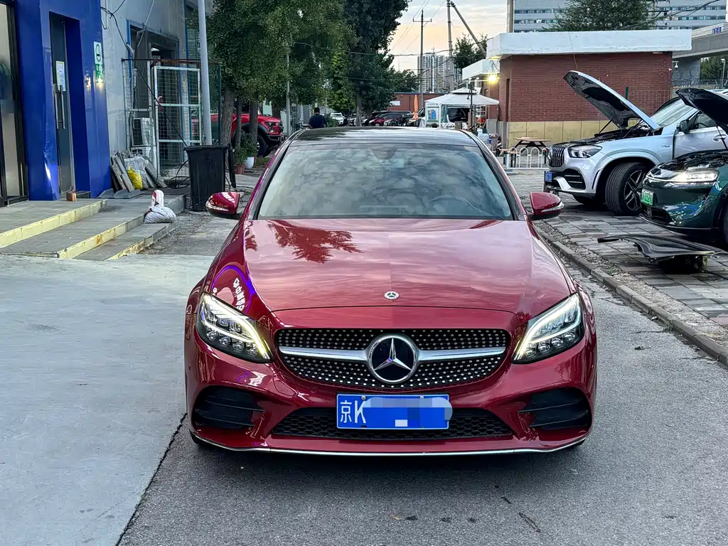 Mercedes-Benz C-Class — миниатюра 3