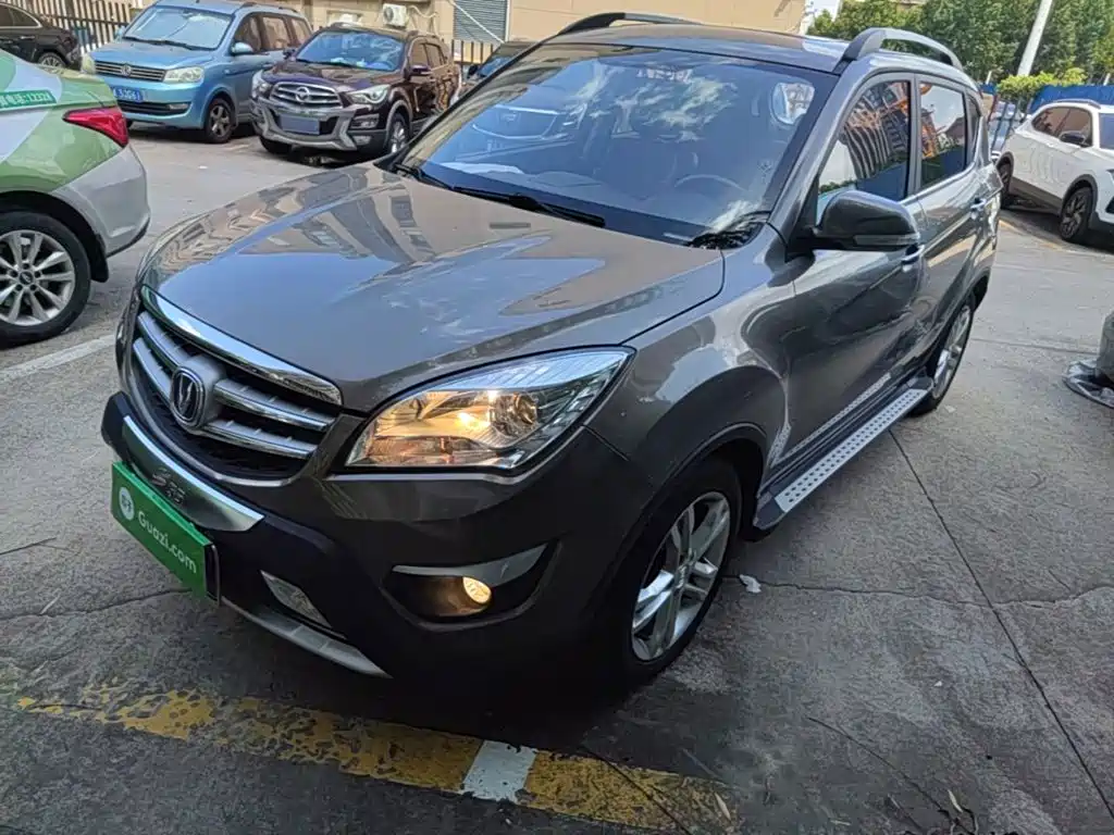 Changan CS35 — миниатюра 2