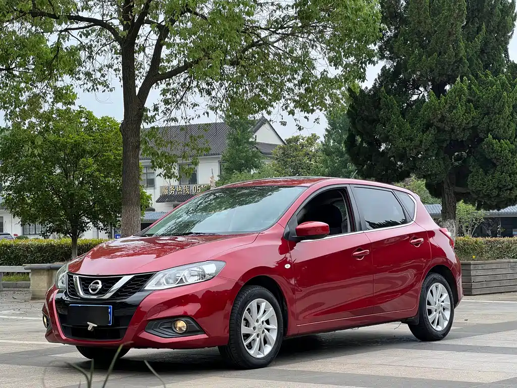 Купить Nissan Tiida