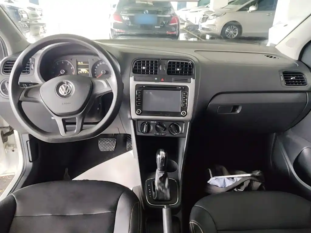Volkswagen Polo — миниатюра 10