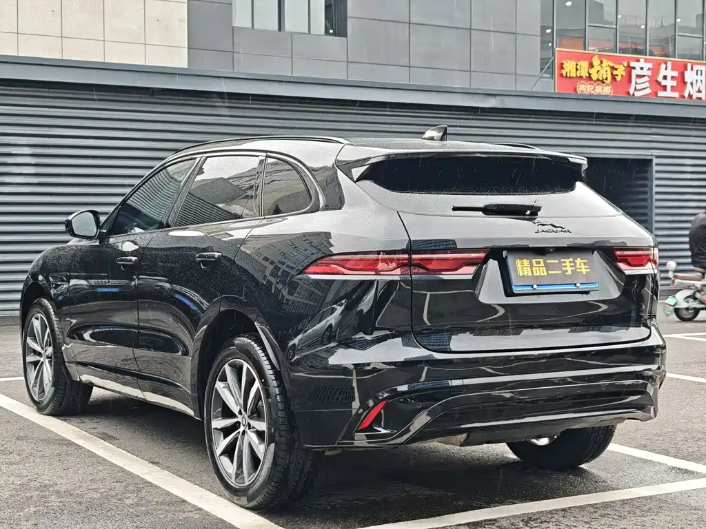 Jaguar F-PACE — миниатюра 6
