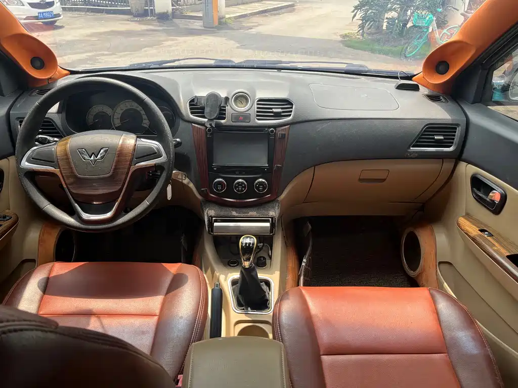 Wuling Hongguang — миниатюра 18