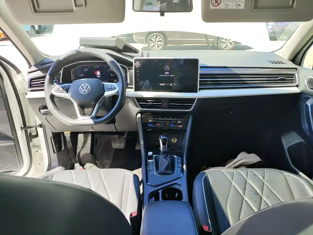 Volkswagen Tiguan L — миниатюра 10