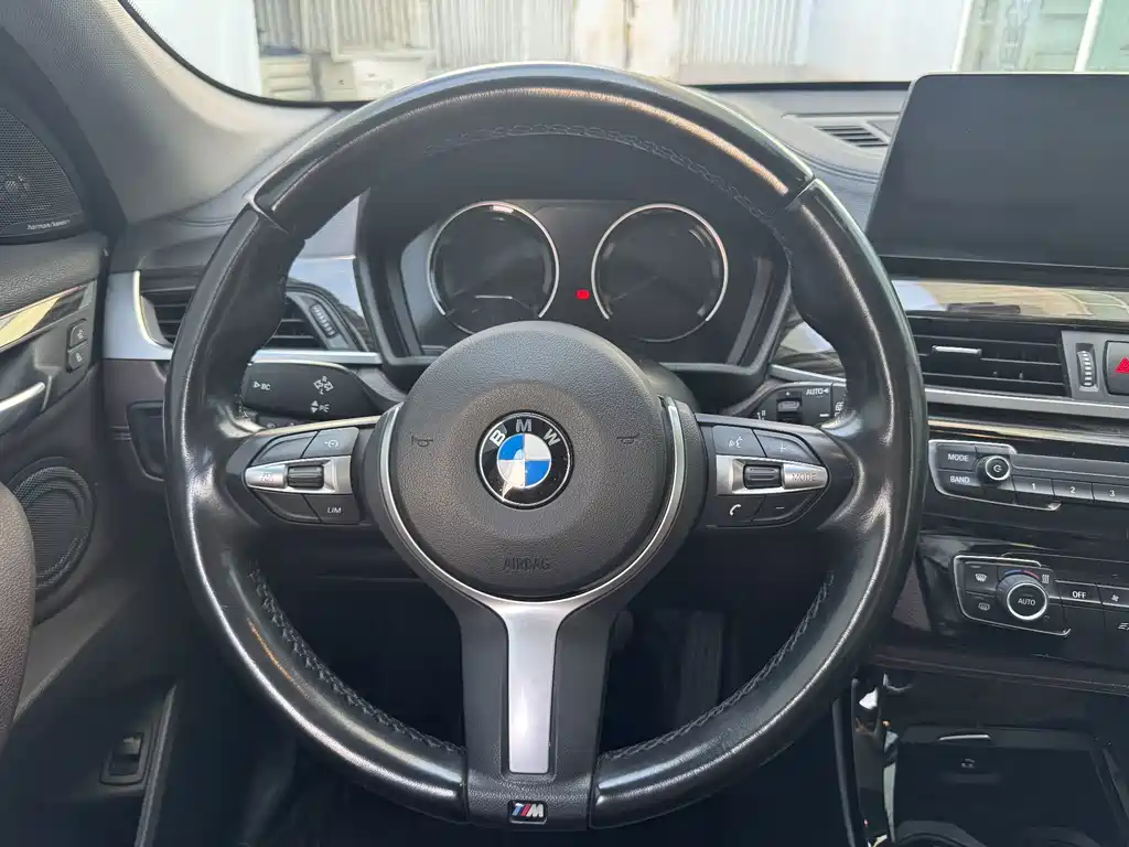 BMW X1 — миниатюра 7