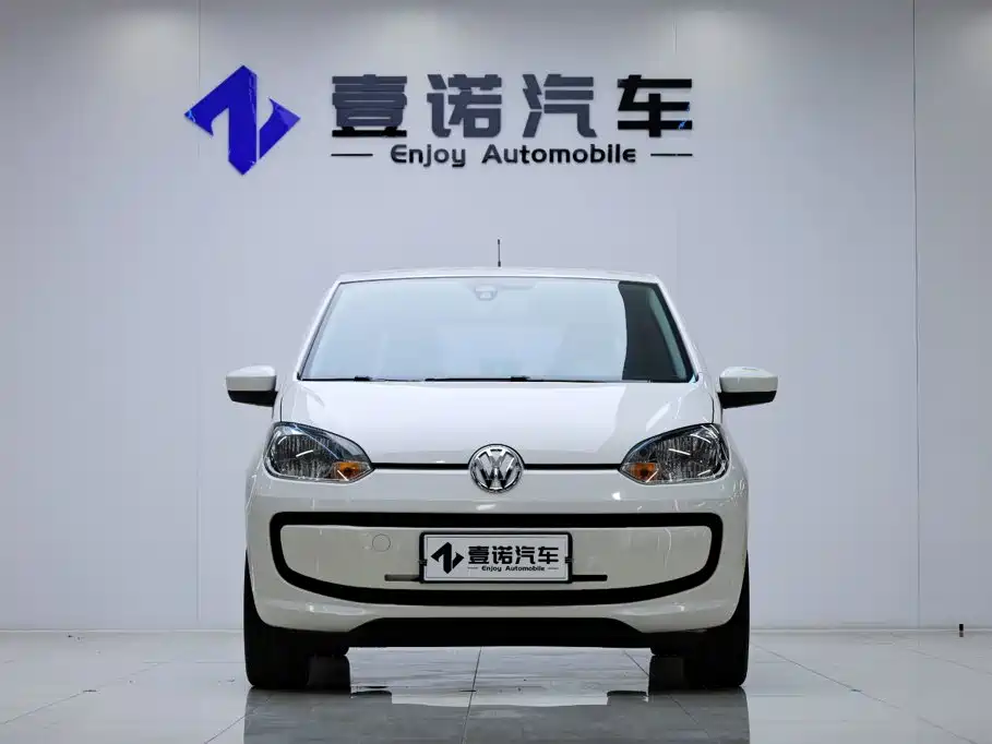 Volkswagen up! — миниатюра 2