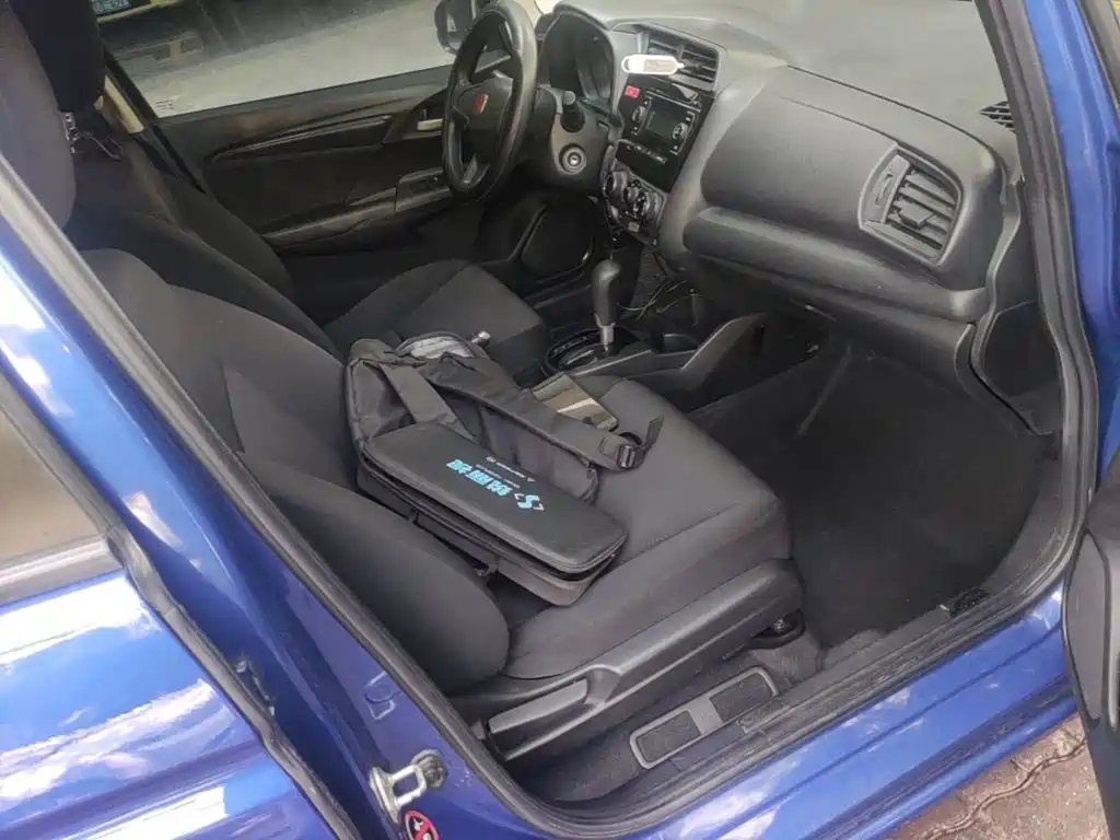 Honda Fit — миниатюра 25