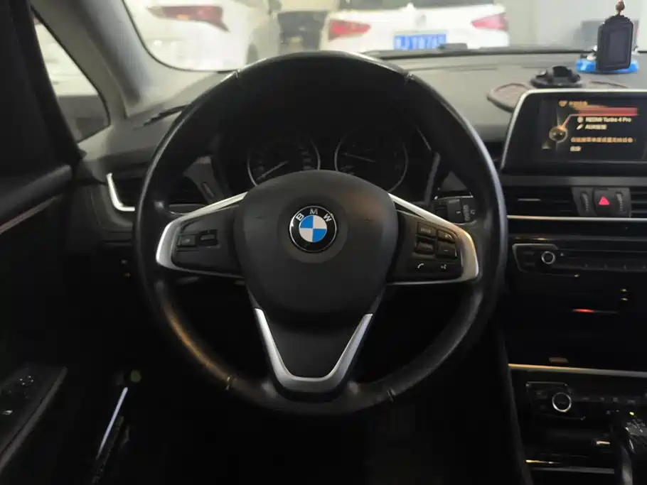 BMW 2 Series Active Tourer (Import) — миниатюра 15