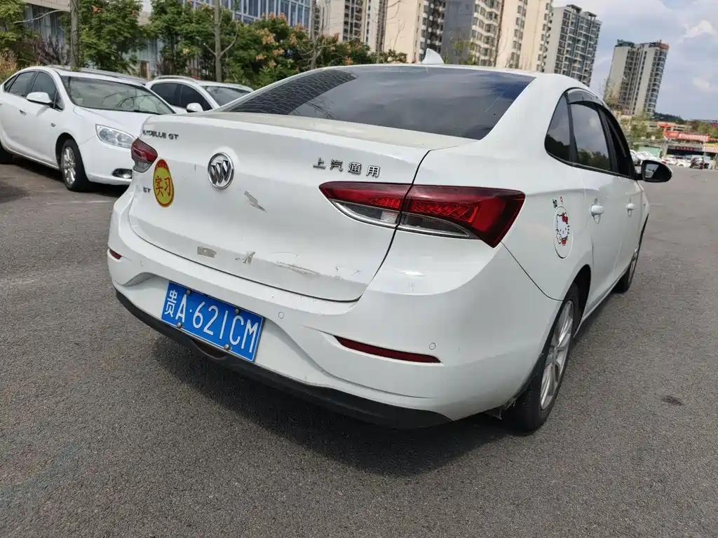 Buick Excelle — миниатюра 7