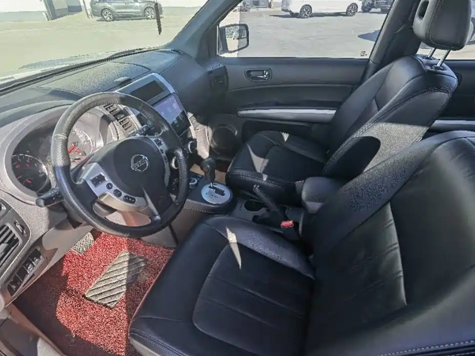 Nissan X-Trail 2012 2.5L CVT Luxury 4WD
