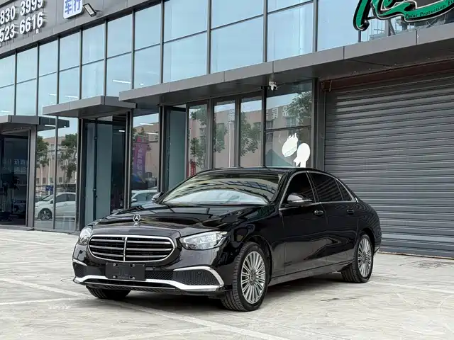 MERCEDES BENZ E CLASS