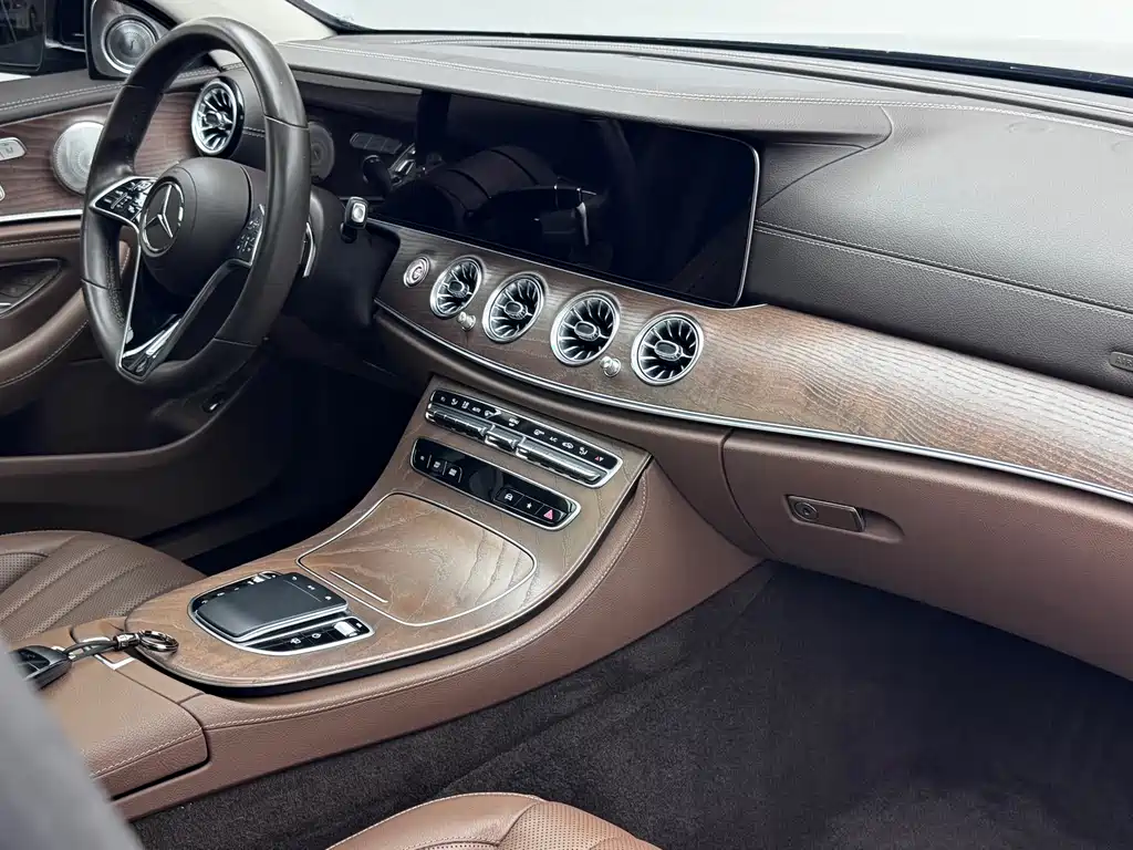 Mercedes-Benz E-Class E 2021 E 300 L Luxury