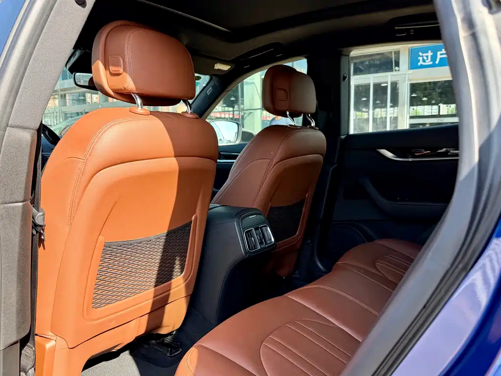Maserati Levante — миниатюра 23