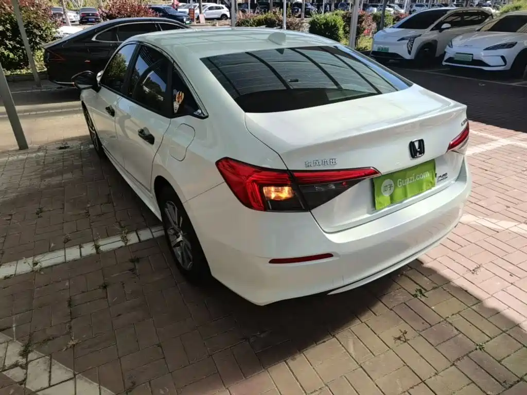Honda Civic — миниатюра 5