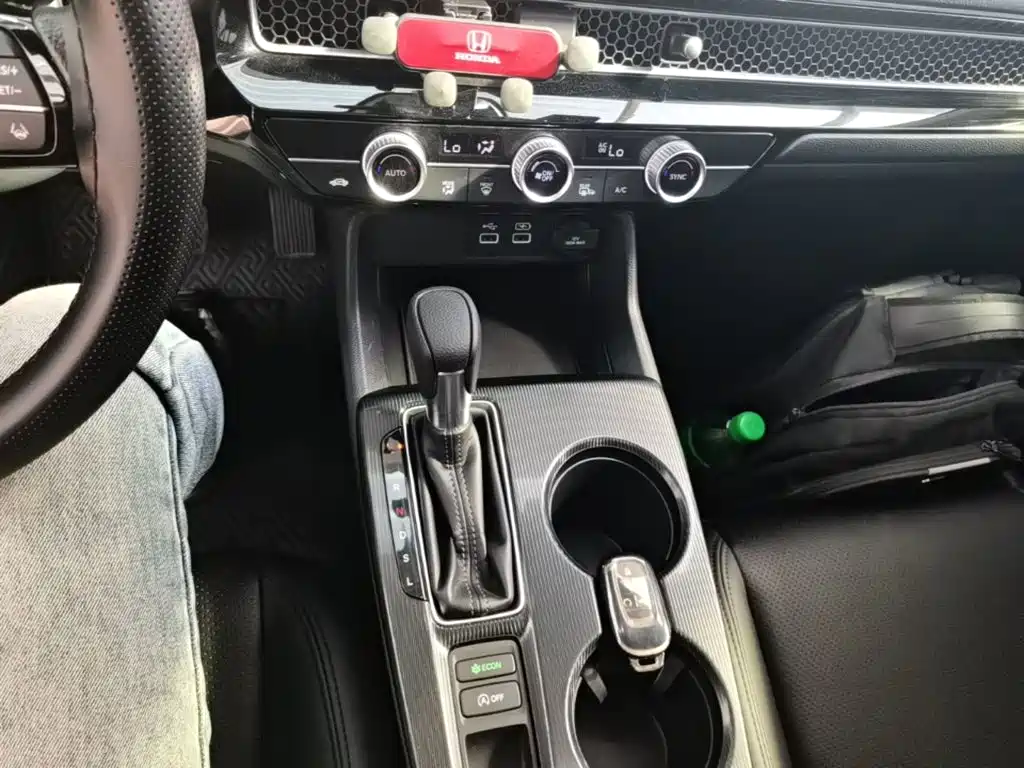 Honda Civic — миниатюра 14