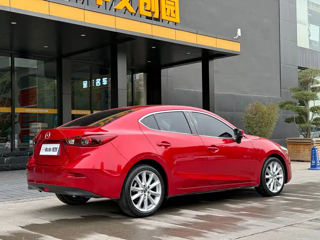 MAZDA 3 ANGKESAILA