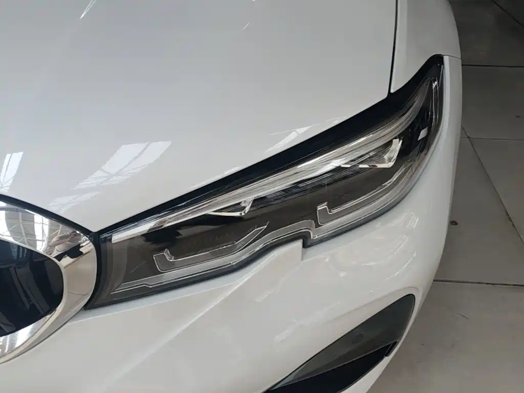 BMW 3 Series — миниатюра 24