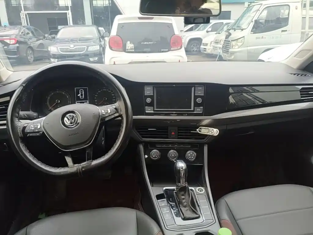 Volkswagen Bora — миниатюра 10
