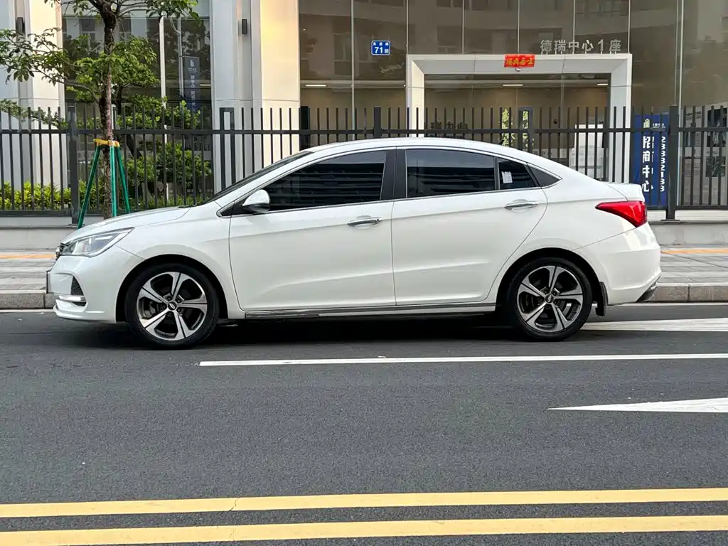 Chery Arrizo 5 — миниатюра 26