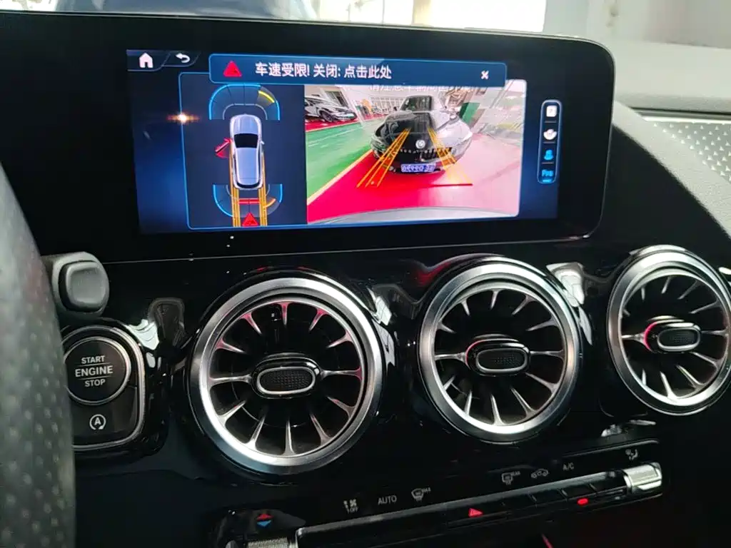 Mercedes-Benz GLA AMG — миниатюра 13