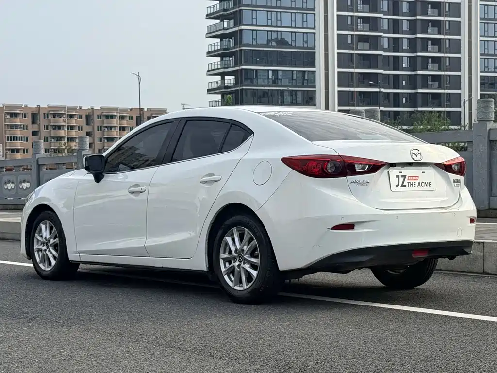 Mazda 3 Axela — миниатюра 13