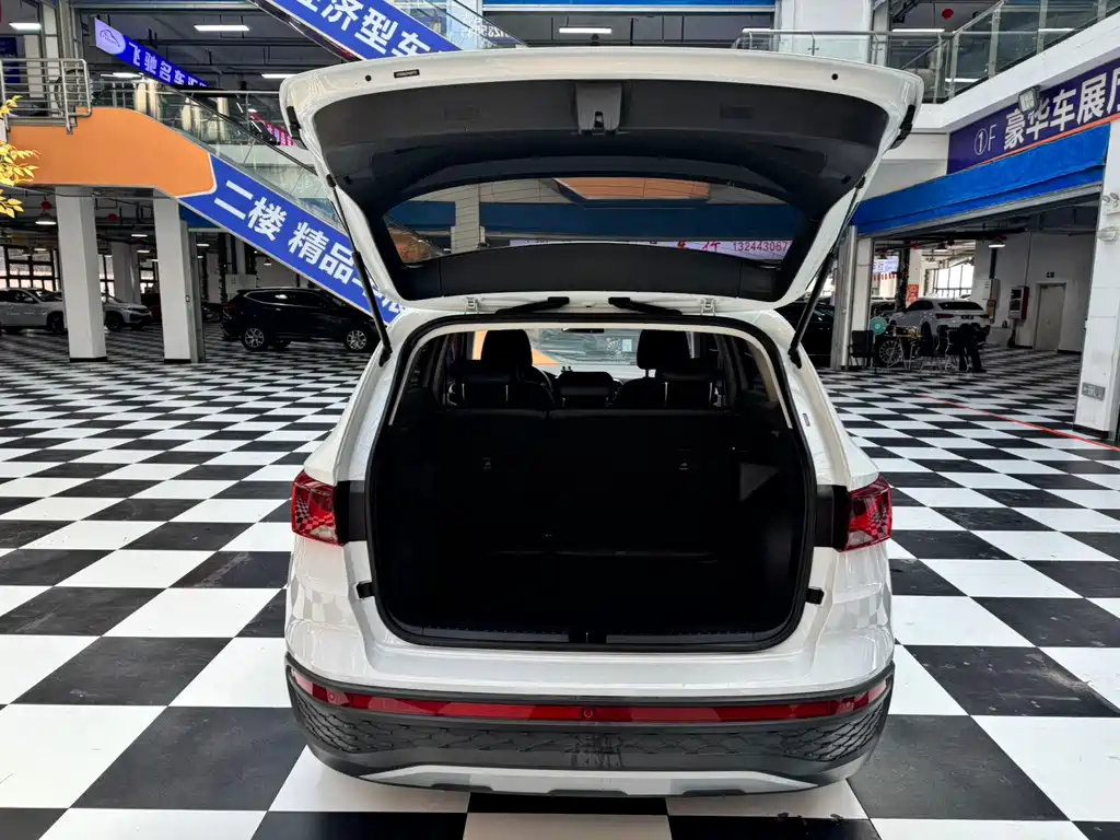 Jetta VS5 — миниатюра 8