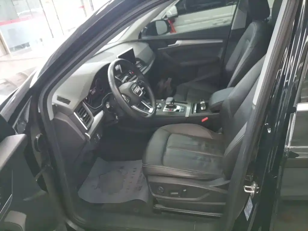 Audi Q5L — миниатюра 15