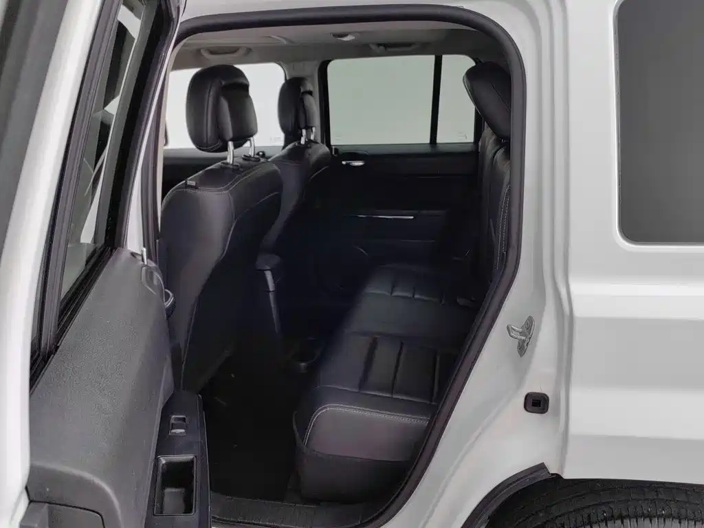 Jeep Patriot — миниатюра 15