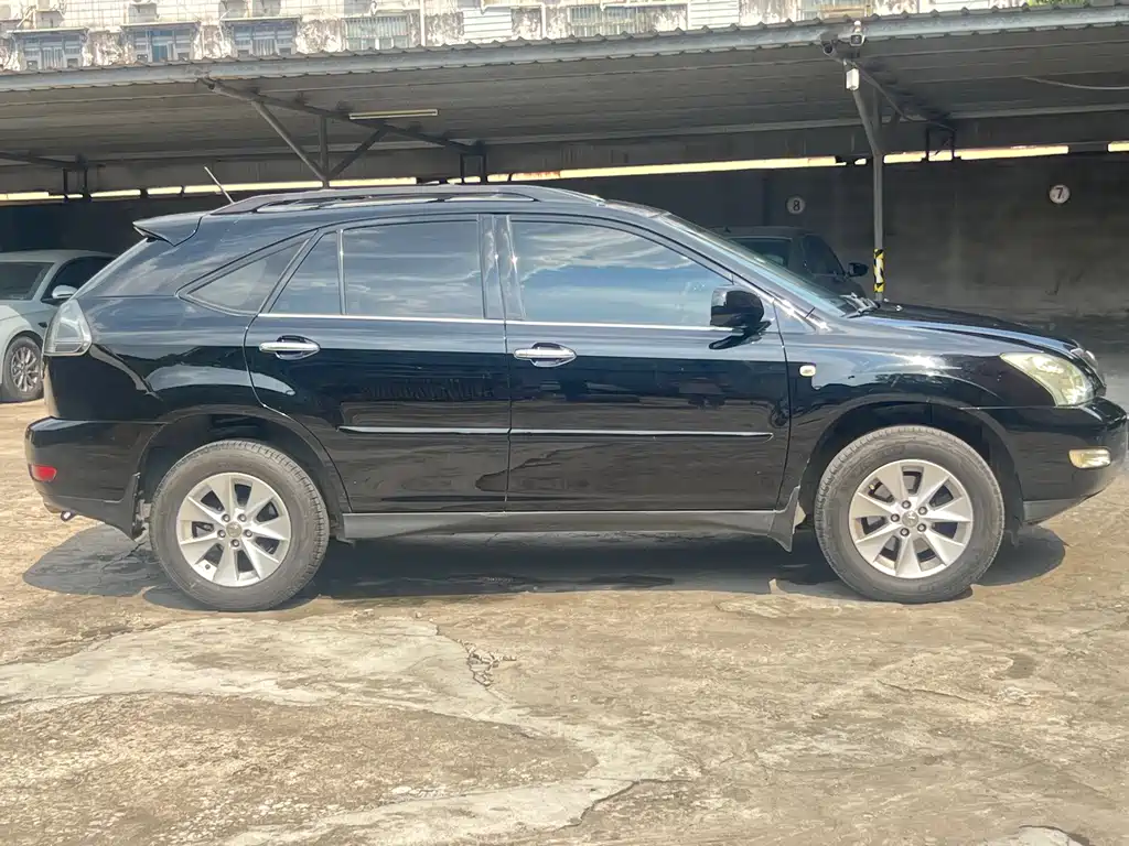 Lexus RX Classic — миниатюра 7