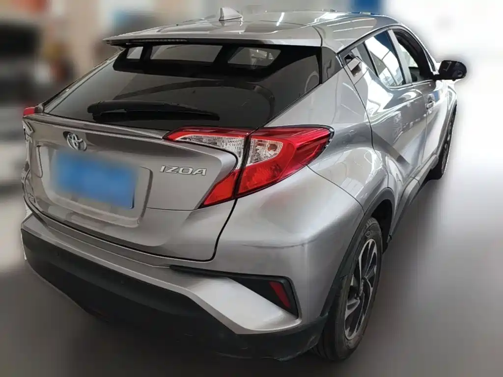 Toyota IZOA — миниатюра 10