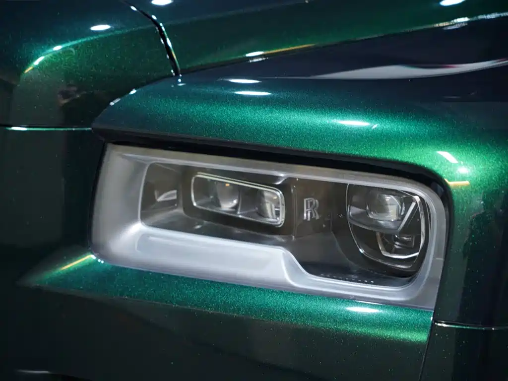 Rolls-Royce Cullinan — миниатюра 8