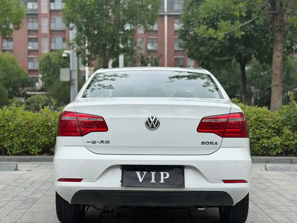 Volkswagen Bora — миниатюра 5