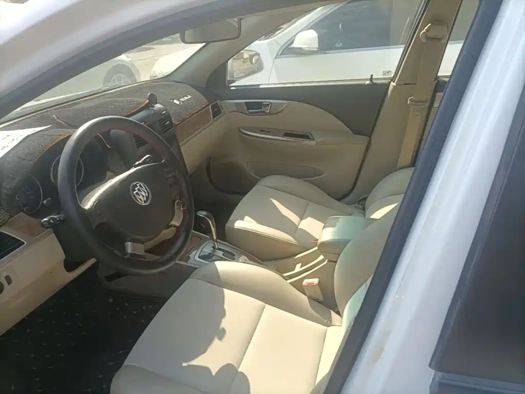 Buick Excelle — миниатюра 15