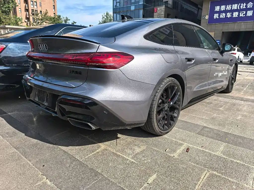 Audi A5L Sportback — миниатюра 11