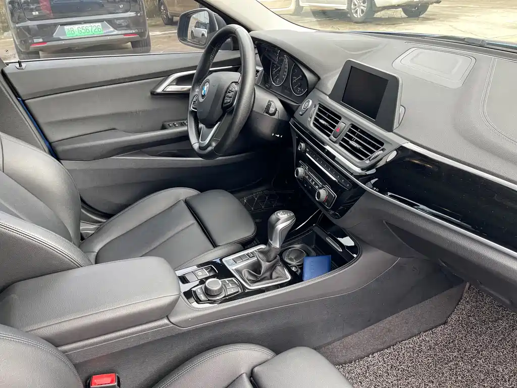 BMW 1 Series — миниатюра 10