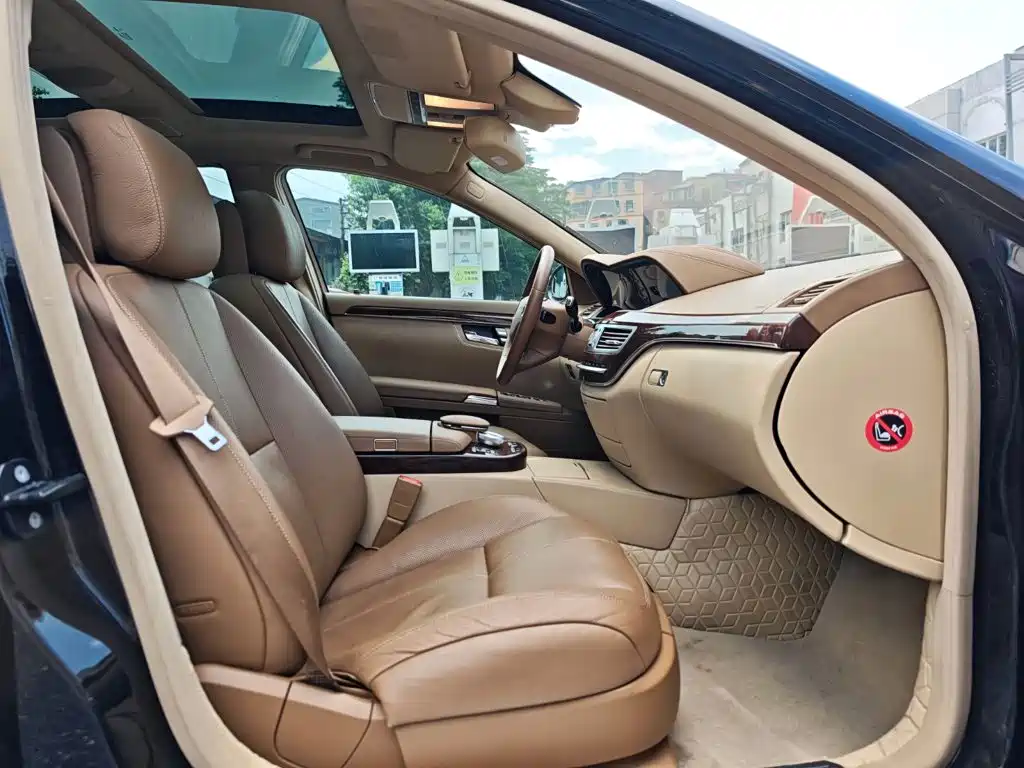 Mercedes-Benz S-Class — миниатюра 21