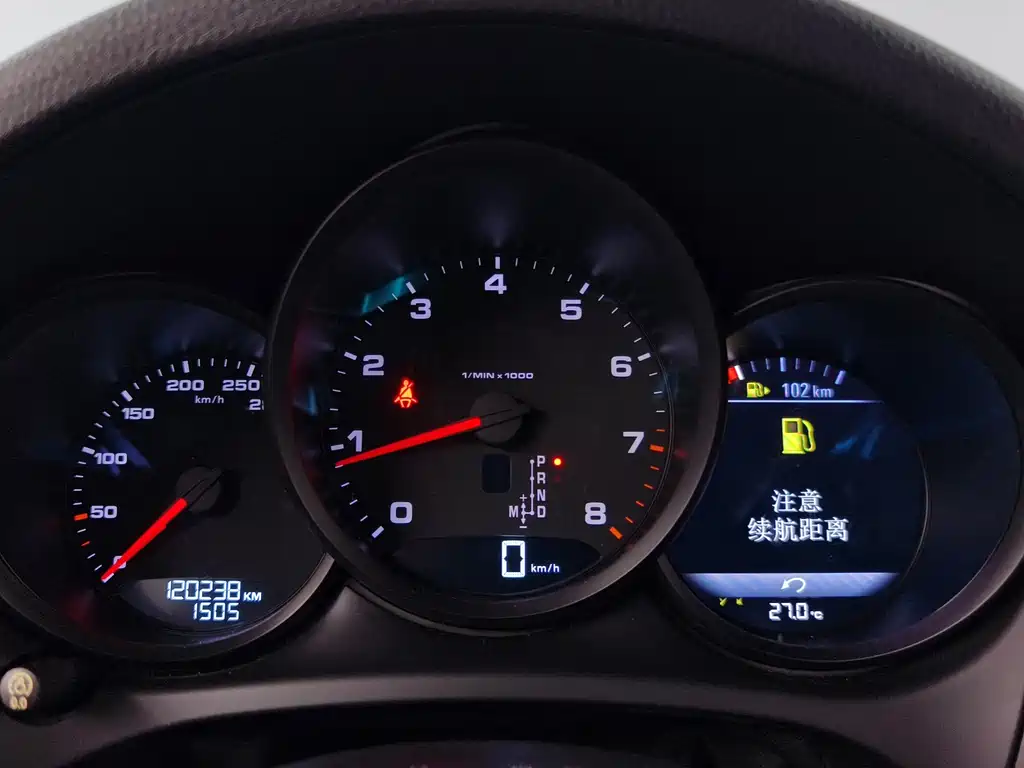 Porsche Macan — миниатюра 11