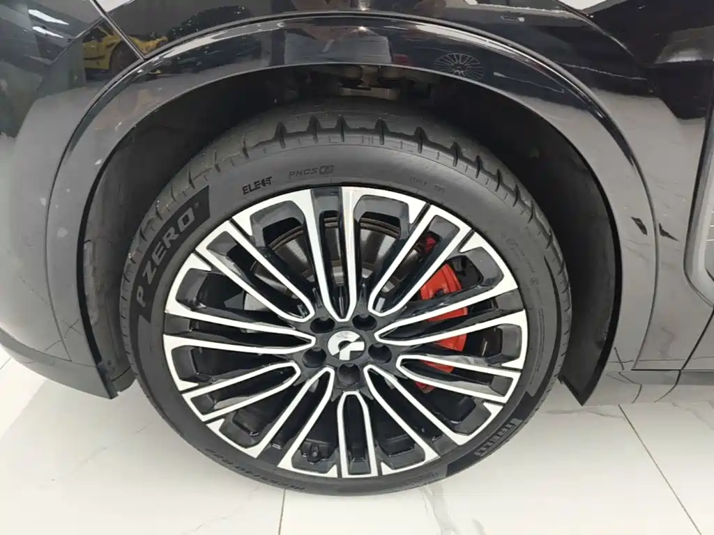 NIO ES8 — миниатюра 23