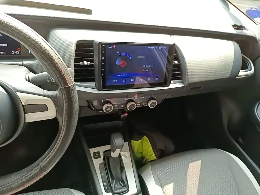 Honda Fit — миниатюра 13