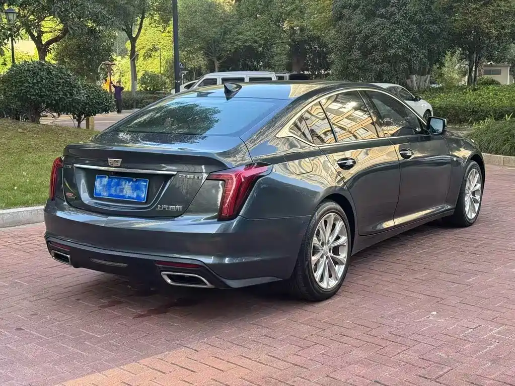 Cadillac CT5 — миниатюра 8