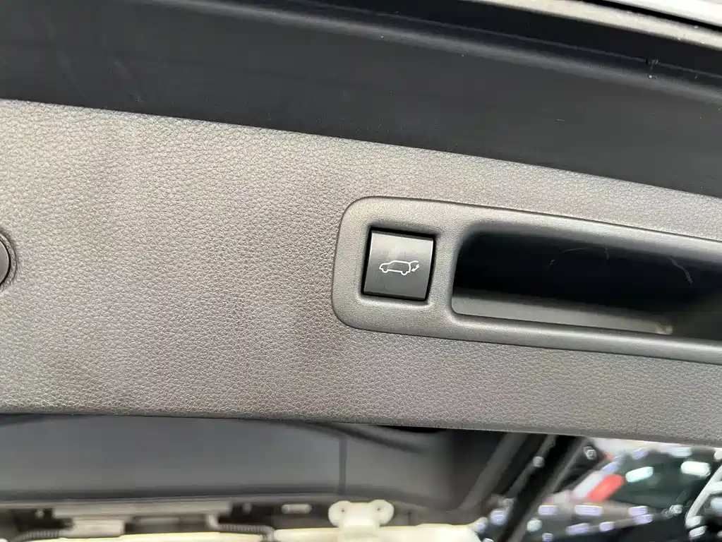 Toyota Highlander — миниатюра 20