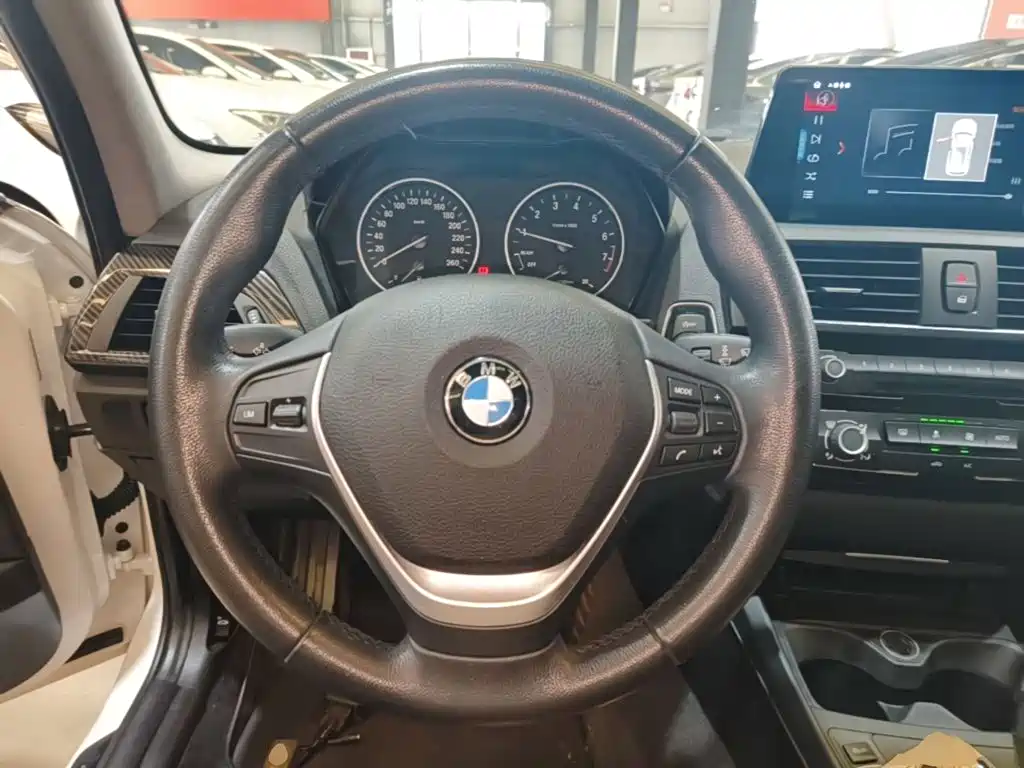 BMW 1 Series (Import) — миниатюра 11