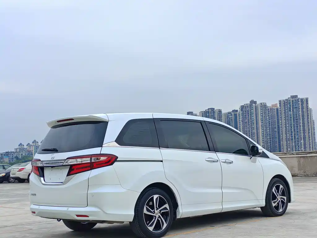 Honda Odyssey 2017 2.4L Luxury