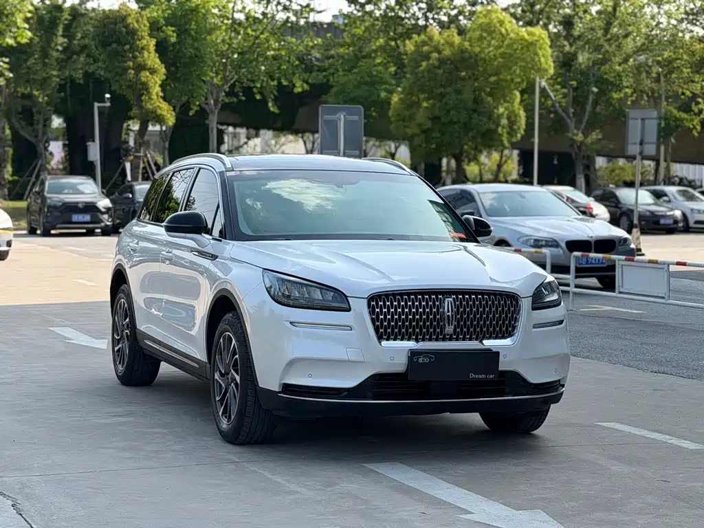 Lincoln Corsair 2022 2.0T Premium