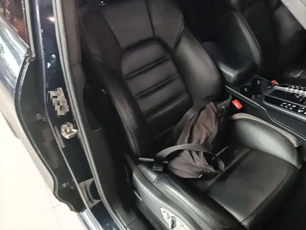 Porsche Macan — миниатюра 20