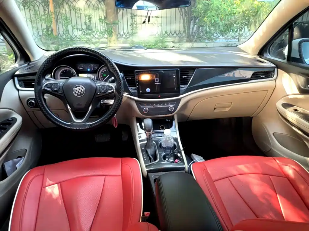 Buick Verano — миниатюра 10