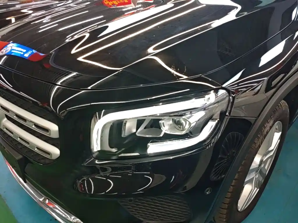 Mercedes-Benz GLB — миниатюра 24